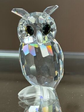 Vintage Swarovski Crystal Owl Collectible Figurine Sparkling Décor